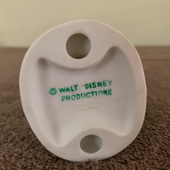 Vintage Disney Minnie Mouse with a Heart Figurine - Picture 3 of 6